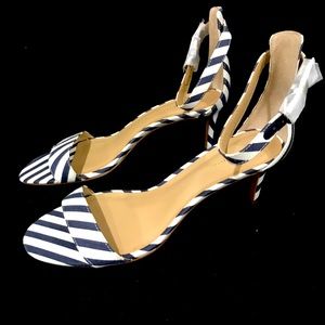 Navy and white J Crew sandals Excellent Condition